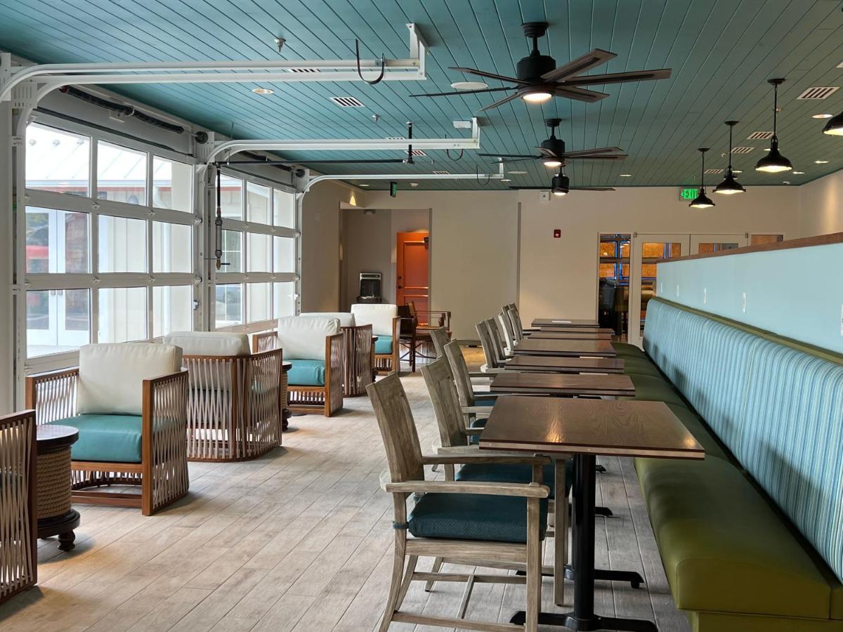 The Lodge At Camp Margaritaville Pigeon Forge Exterior foto